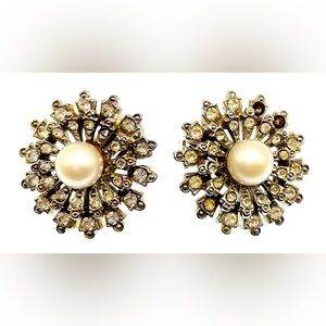 Vintage Silver Tone Clip On Earrings Floral Design Faceted Crystals Faux Pearl